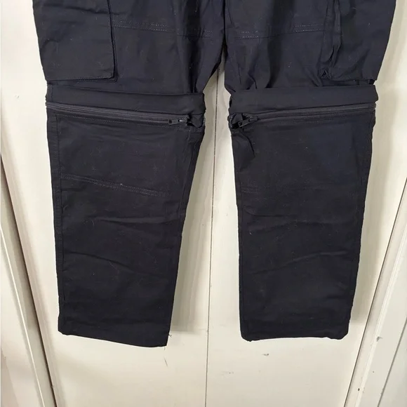 Men's Aeropostale Black Cargo Convertible Pants - Picture 2 of 5